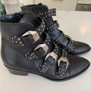 Toral Western pointed Leather ankle boots